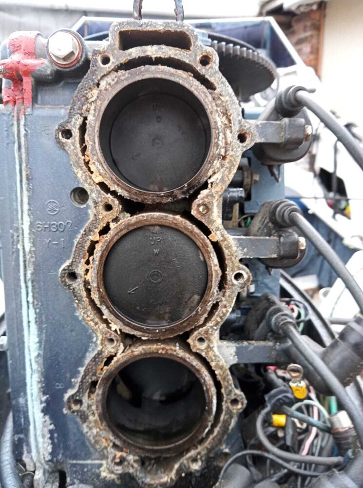 Engine before - heavy salt corrosion